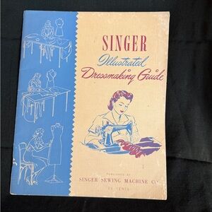 Singer Illustrated Dressmaking Guide - Blue and Cream Cover